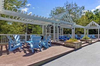 Outdoor lounge